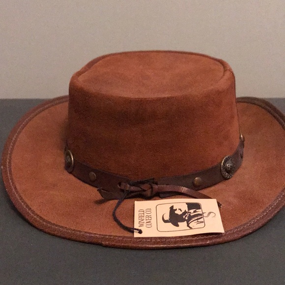 Brown suede women’s hat. New with tags - Picture 5 of 6